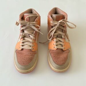 Nike Jordan 1 Mid - Apricot orange - 6.5